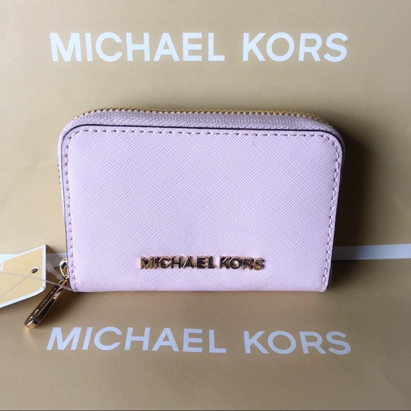 Host Pick🔥 Michael Kors Zip Coin Case Wallet - Picture 3 of 8